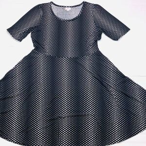 NWT LuLaRoe Nicole Dress Size M Black White Micro Polka Dot Full Circle Skirt